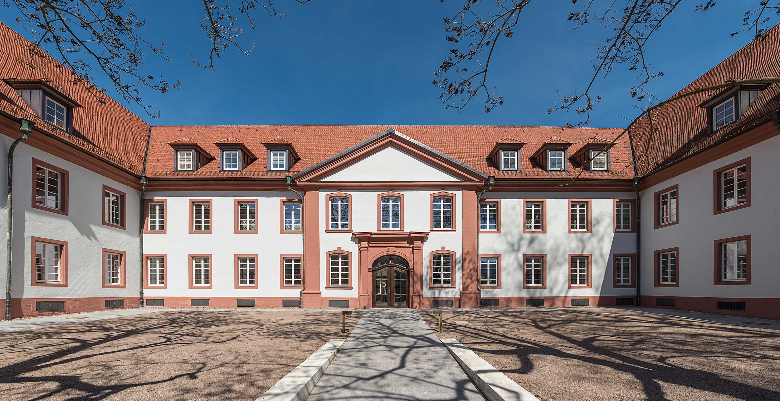 historischer Ehrenhof