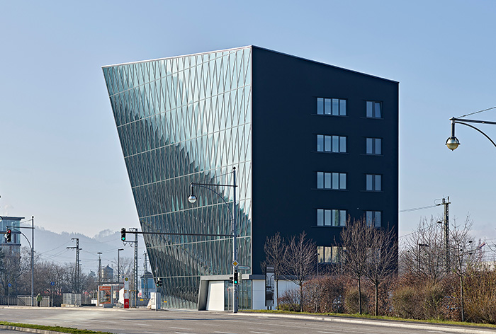 Architektur-Kristall Bürogebäude Freiburg